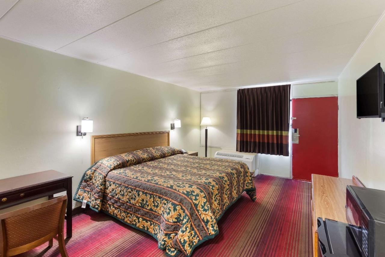 Rodeway Inn South Point