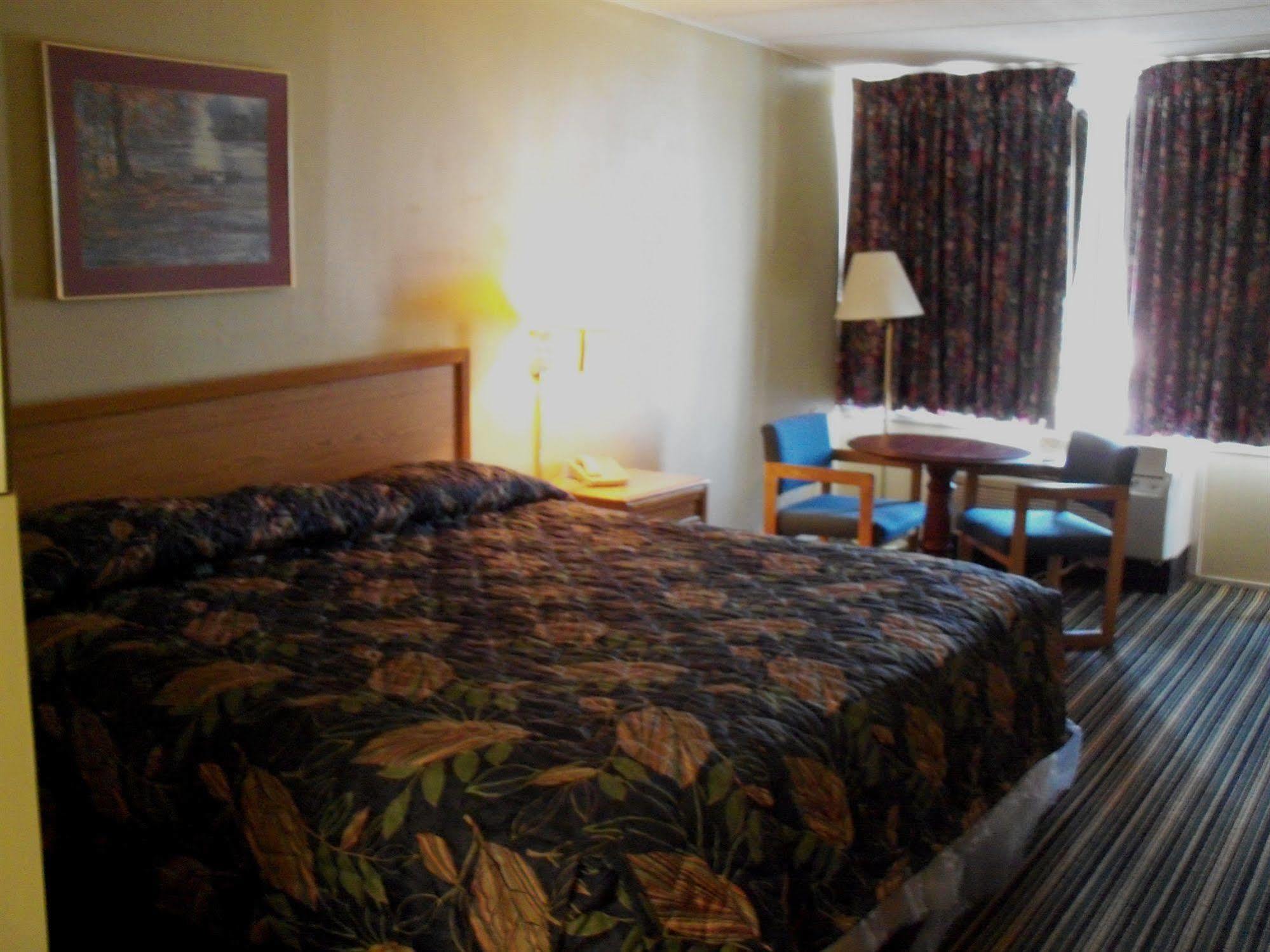 Rodeway Inn South Point