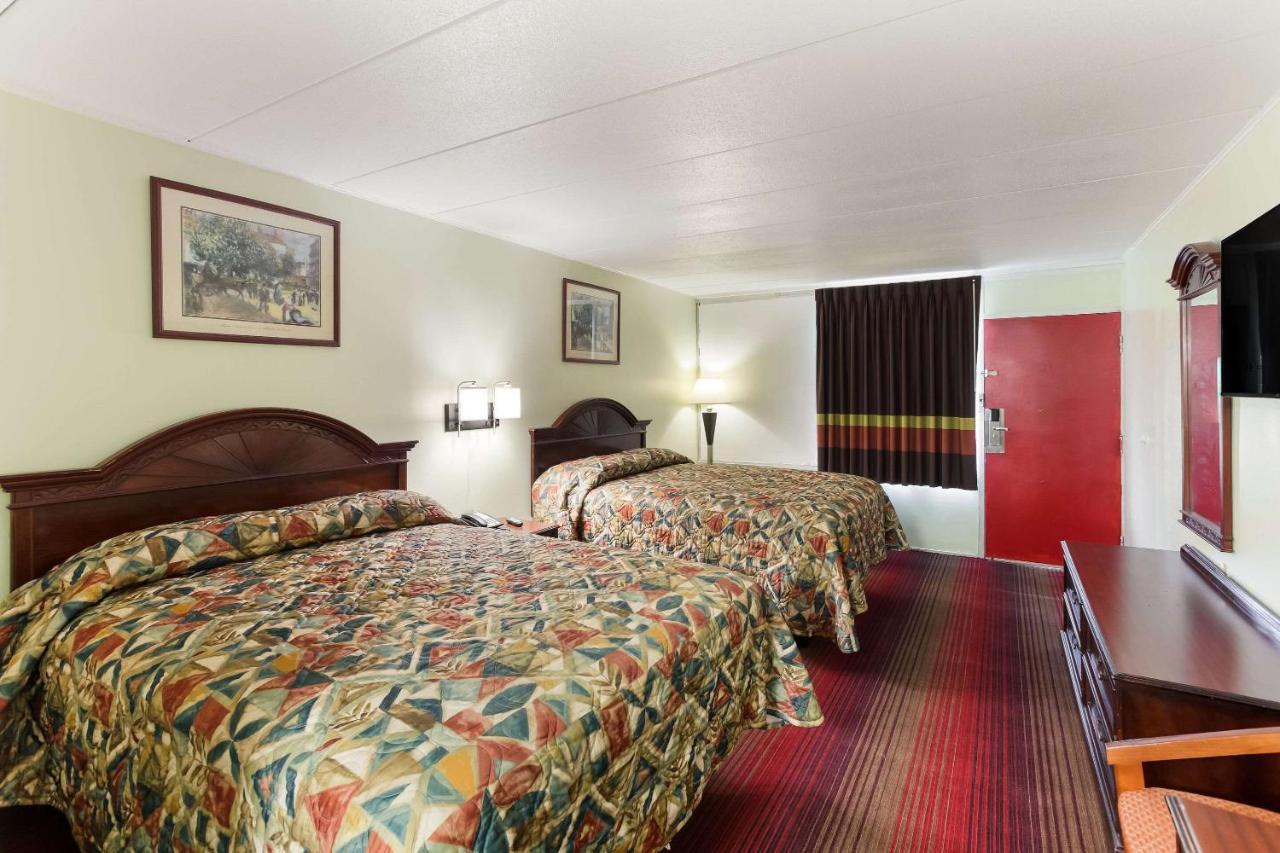 Inn Rodeway *